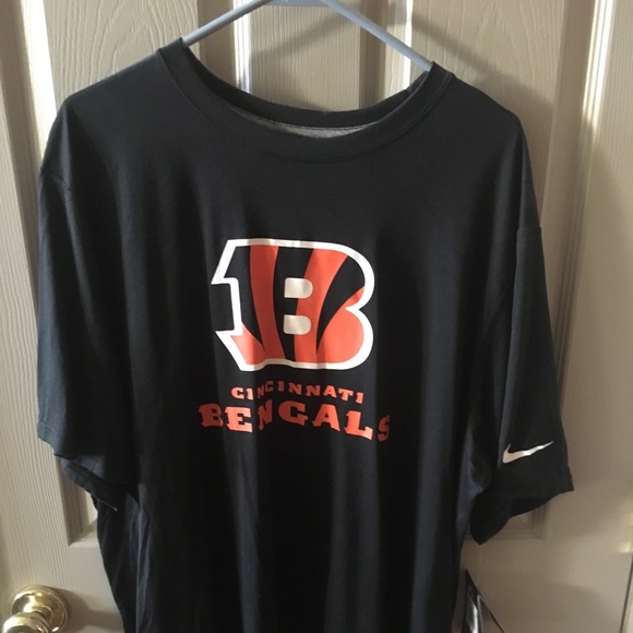 Nike Other - NWT Cincinnati Bengals Short Sleeve Shirt